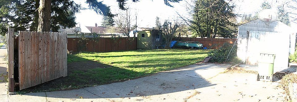 Back Yard Panarama (from NE 170th St)
