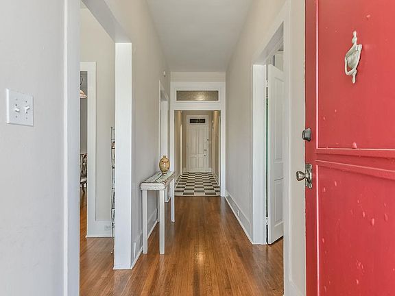 Beautiful central hallway/foyer