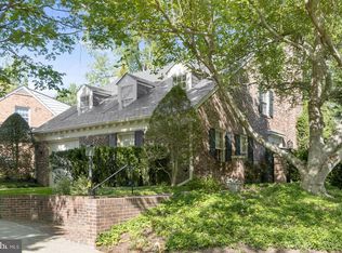 4423 Boxwood Rd, Bethesda, MD 20816