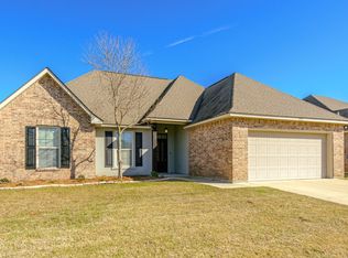 1121 Eli Conner Dr, Bossier City, LA 71112