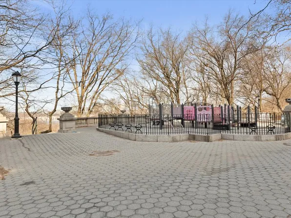 706 Riverside Drive 7A image 31 of 31