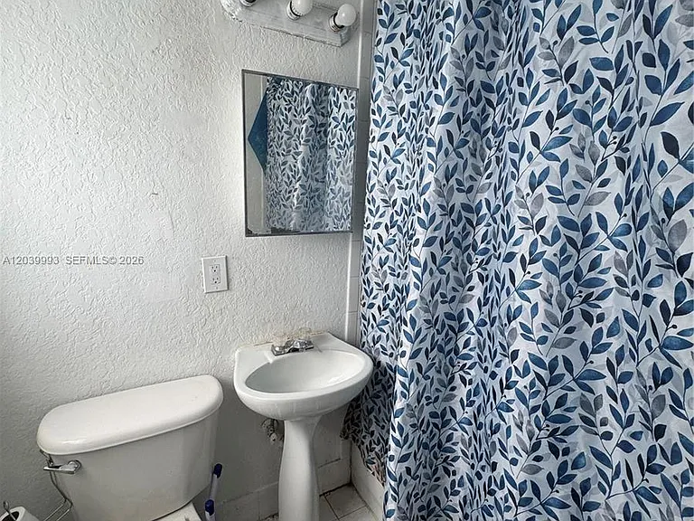 8456 NW 4th Ct #8456 — Photo 8
