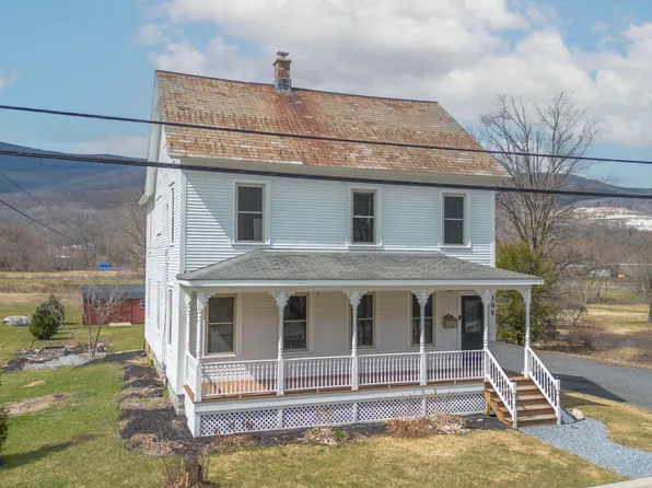 108 N Summer St, Adams, MA 01220