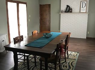 105 James St, Jackson Center, OH 45334
