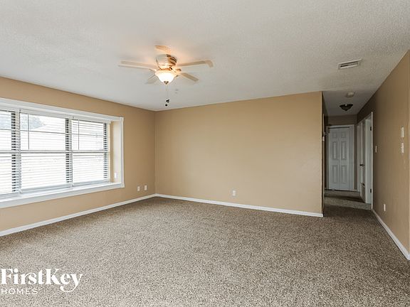 5th image of 834 Saddlebrook Dr