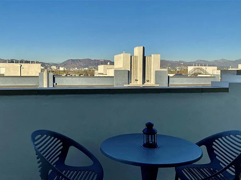 5100 Wilshire Blvd — Photo 19
