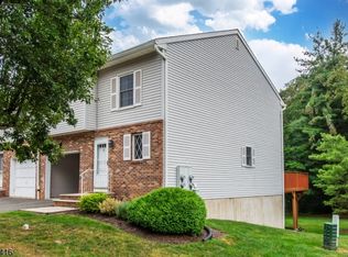 31 Jaime Ct, Morris Plains, NJ 07950