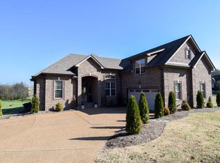 104 Alder Ln, Gallatin, TN 37066