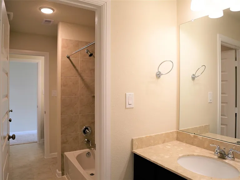 8139 Fairfield Manor Way — Photo 27