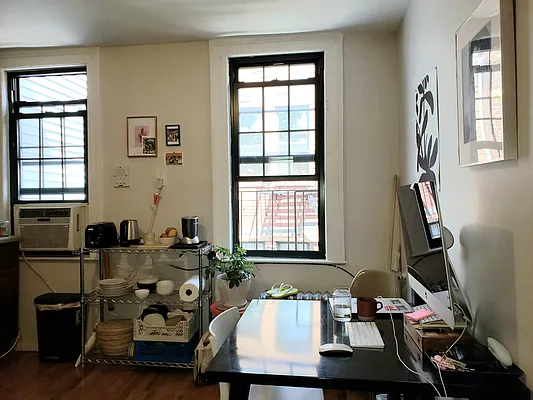 Rented by Signature Property Realty | media 22