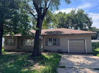 1231 S Shelden St, El Dorado, KS 67042