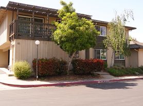 110 E Middlefield Rd, Mountain View, CA