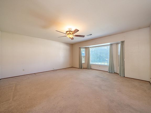 3rd image of 3697 Wolverine Dr