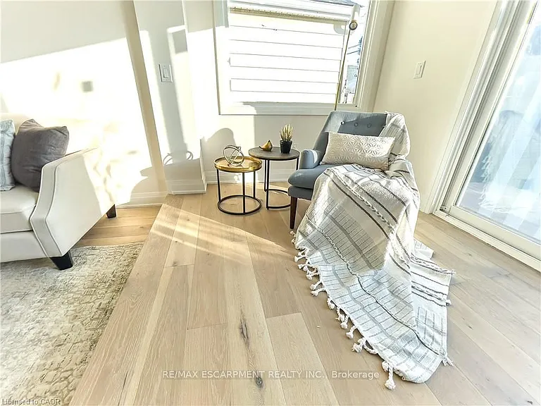 22 Keith St — Photo 17