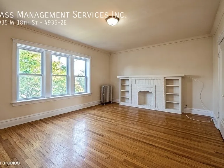 4935 W 18th St #2E — Photo 1