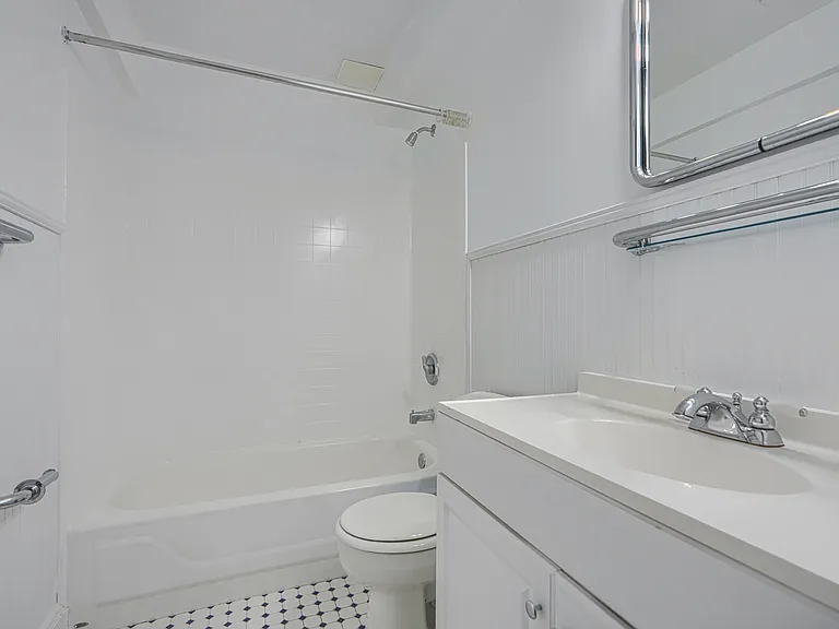 5035 Bridgeford Cir — Photo 21