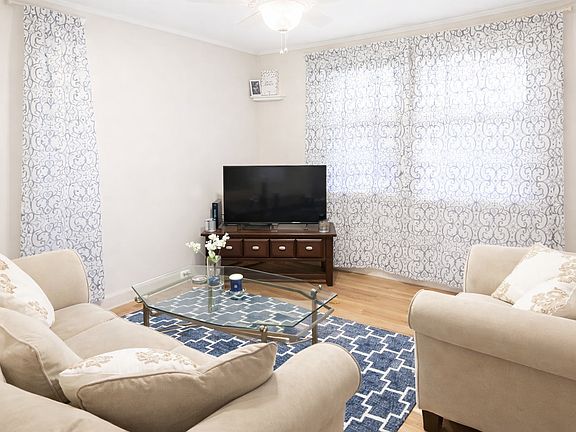 5th image of 7 Whiton Ave #2