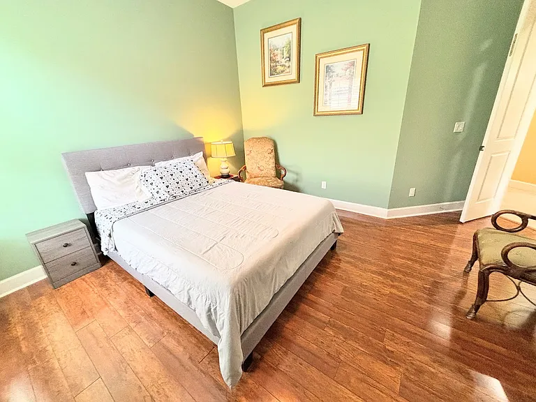 855 SW Grand Reserves Blvd — Photo 10