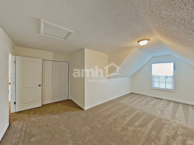 1086 Berkley Dr SE — Photo 8