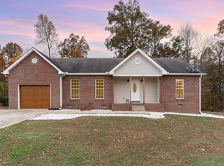 3075 Bowker Rd, Charlotte, TN 37036