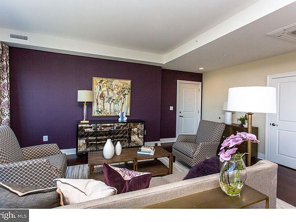 5th image of 234 N Columbus Blvd #403