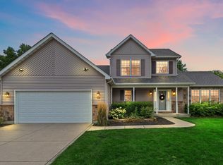 314 Brookwood Dr, Hebron, IN 46341
