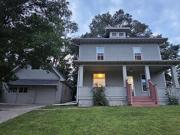 3rd image of 1807 Harkin Pl