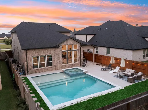 25007 Flint Lake Dr, Tomball, TX 77375