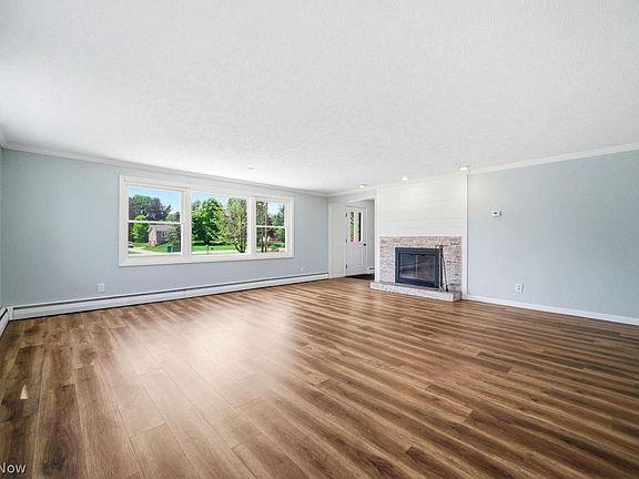 4th image of 11842 Joy Acres Ln