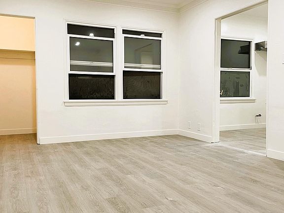 2nd image of 2956 1/2 Francis Ave