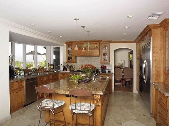 GOURMET GRANITE KITCHEN