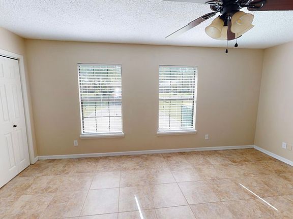 3rd image of 1518 Kruse Dr