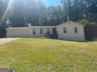 1182 Mill Ridge Dr, Lawrenceville, GA 30046