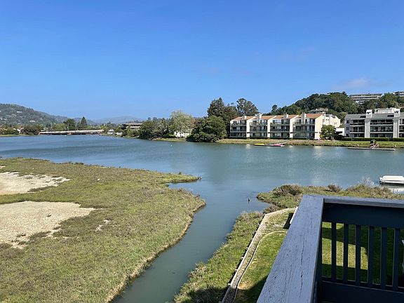 3rd image of 505 Larkspur Plaza Dr APT 6