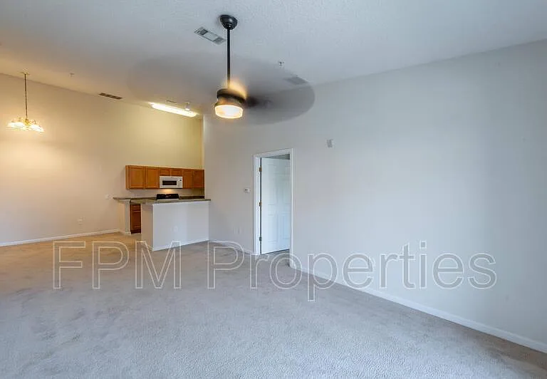 9505 Armelle Way #14 — Photo 20