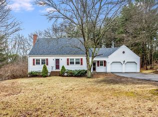 37 Needham St, Norfolk, MA 02056