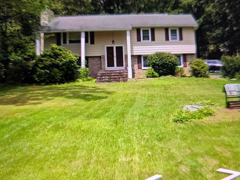 1st image of 37 Walden Dr