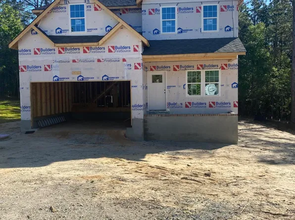912 W Vermont Avenue, Southern Pines, NC 28387