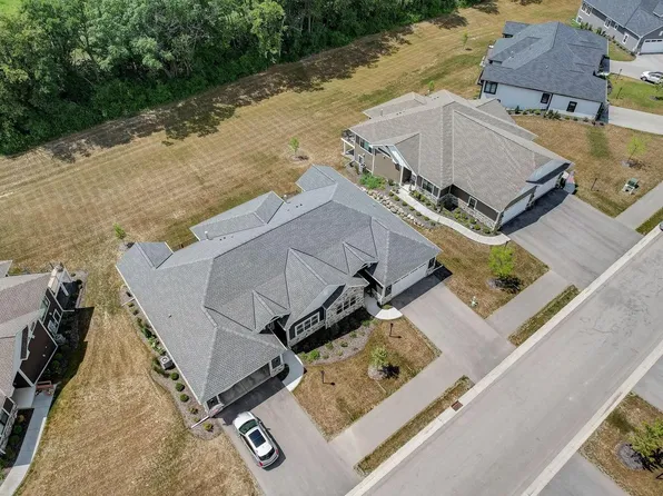 20080 Overstone DRIVE #39-1, Lannon, WI 53046