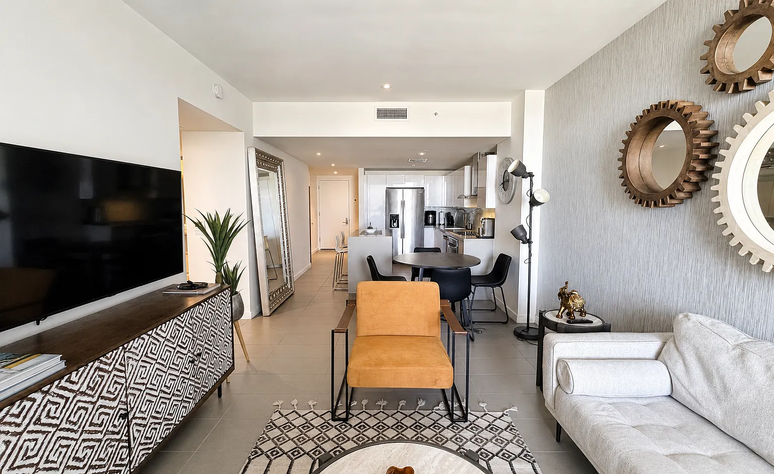 2 bed, 1.5 bath, 850 sqft, $3,400 — Photo 4