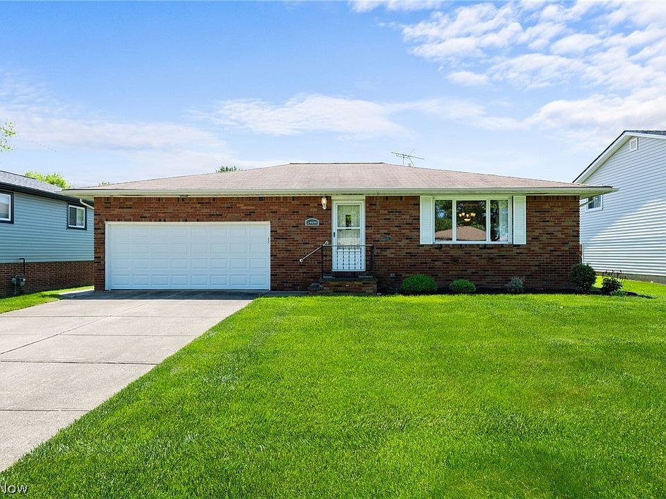 1st image of 24698 Robinia Dr