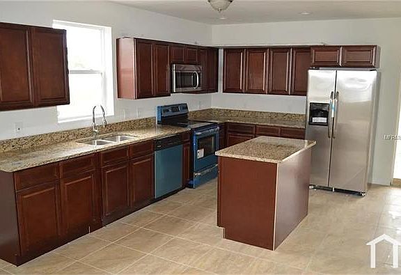 2nd image of 2101 Oak Chace Ct