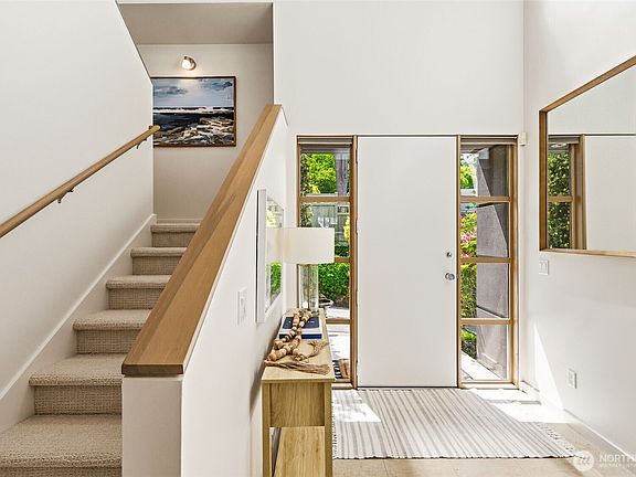 5th image of 3607 W W Commodore Way