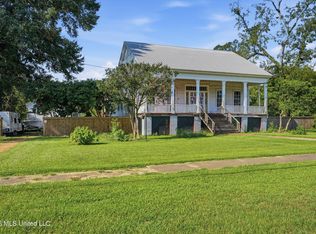 308 E Marion Ave, Crystal Springs, MS 39059