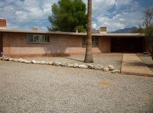 7212 N La Oesta Ave, Tucson, AZ 85704