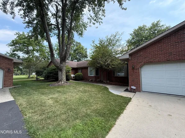 22114 Haskins Rd, Bowling Green, OH 43402
