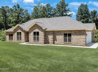 368 Magnolia Cir, Sarah, MS 38665