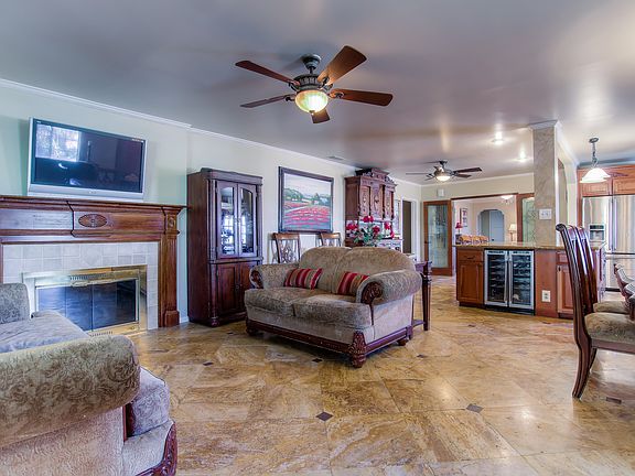 Informal living area