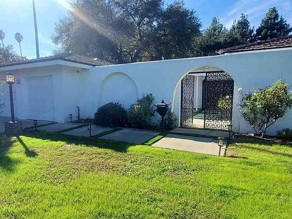 3rd image of 605 S San Gabriel Blvd