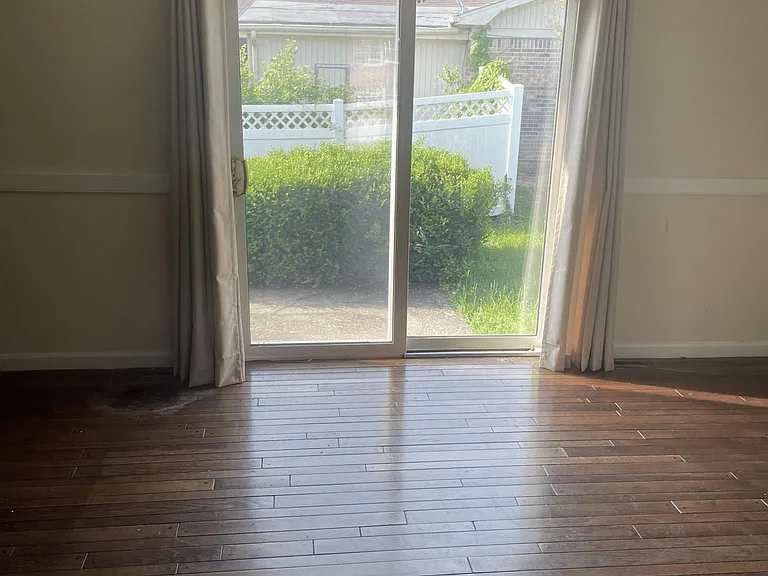 400 Pinnacle St — Photo 6